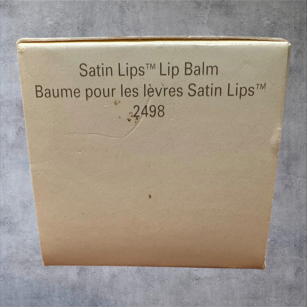 Mary Kay Satin Lips Lip Balm 2498 .15 oz New Fragrance Free Moisturizing Balm‎